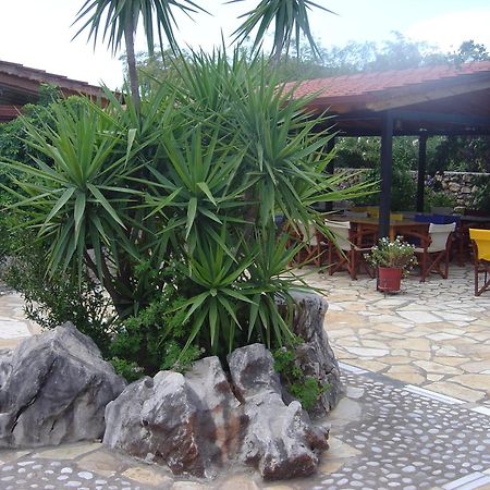 Hotel Porto Lourba Galaxídhion Exterior foto
