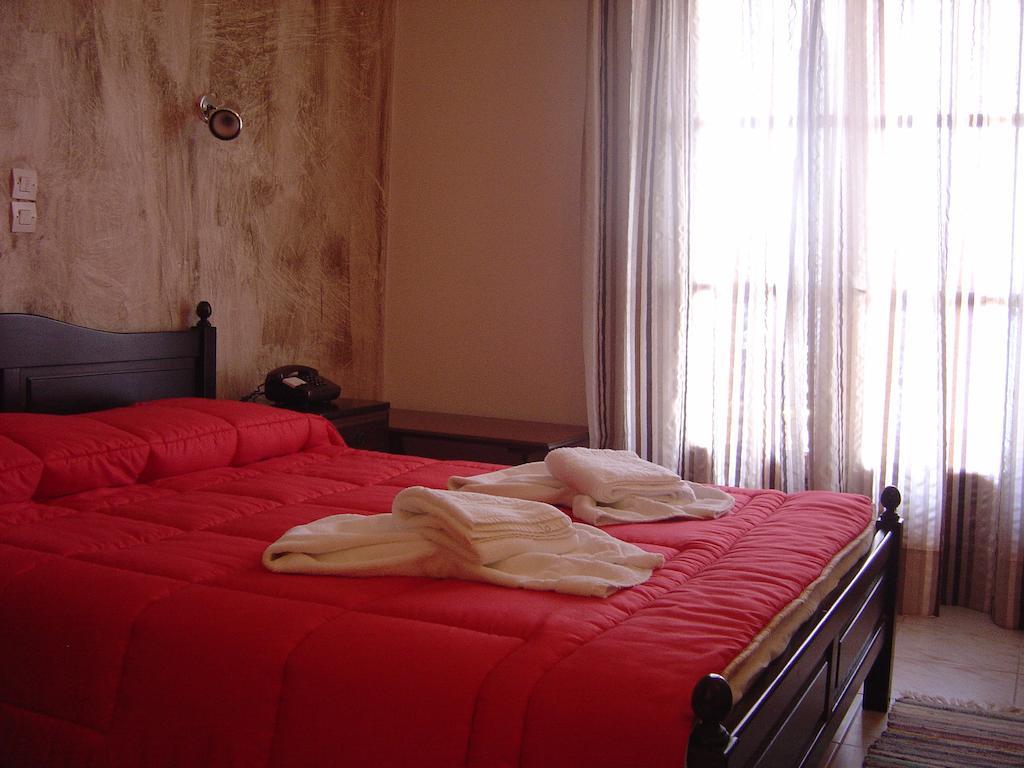 Hotel Porto Lourba Galaxídhion Zimmer foto